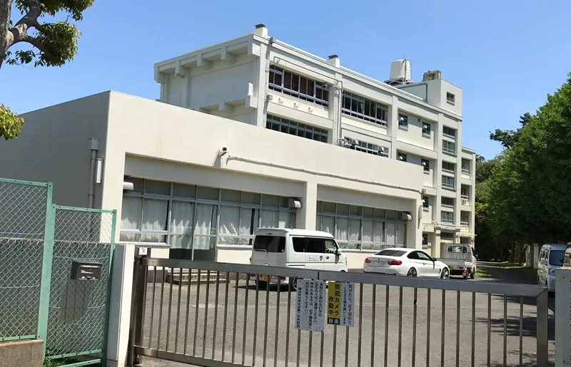 横浜市立洋光台第二中学校358ｍ